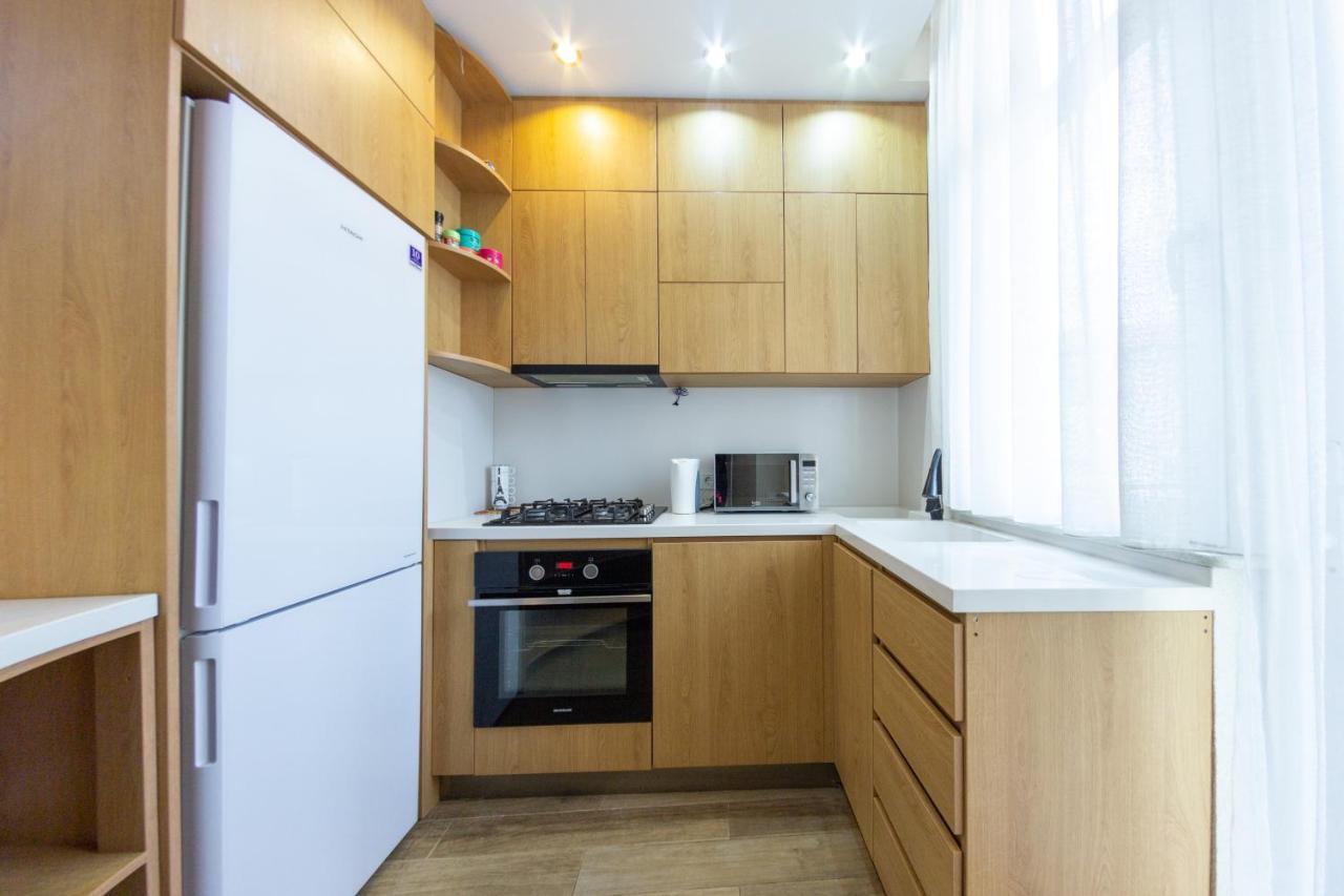 5 Apartment In One Boulding - Near Stadium Batumi Exterior photo